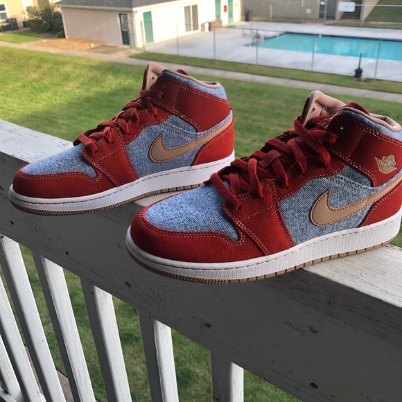 Air Jordan 1 Mid - “Denim Red” - Picture 5 of 11